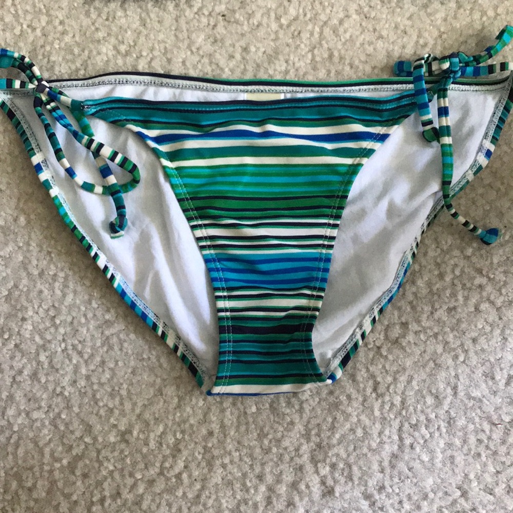 Striped bikini bottoms